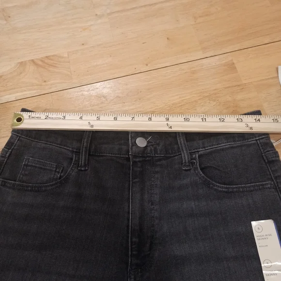 Women's Plus Size High-Rise Boyfriend Jeans - Universal Thread Black Wash 8 - Picture 14 of 16